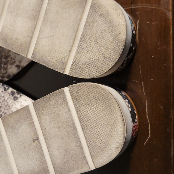 Women's Size 9.5 Franco Sarto Deja Sandals - Picture 4 of 5